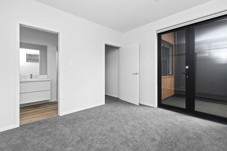 Photo of property in 21a Taylor Terrace, St Andrews, Hamilton, 3200