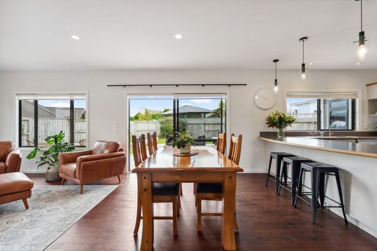 Photo of property in 8 Ernest Kemp Rise, Wharewaka, Taupo, 3330