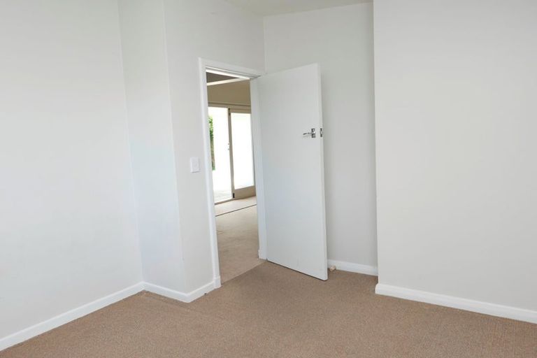 Photo of property in 74 Matai Road, Raumati South, Paraparaumu, 5032