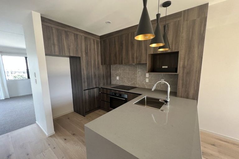 Photo of property in 13 Longshore Drive, Long Bay, Auckland, 0630