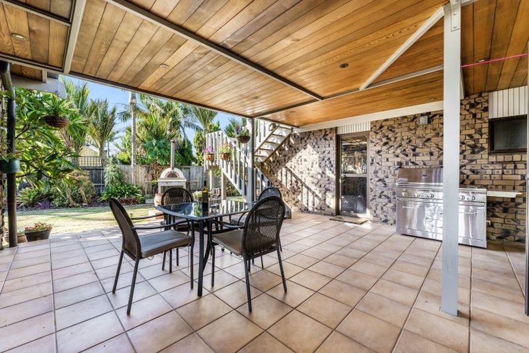 Photo of property in 34 Motutara Road, Muriwai, Waimauku, 0881