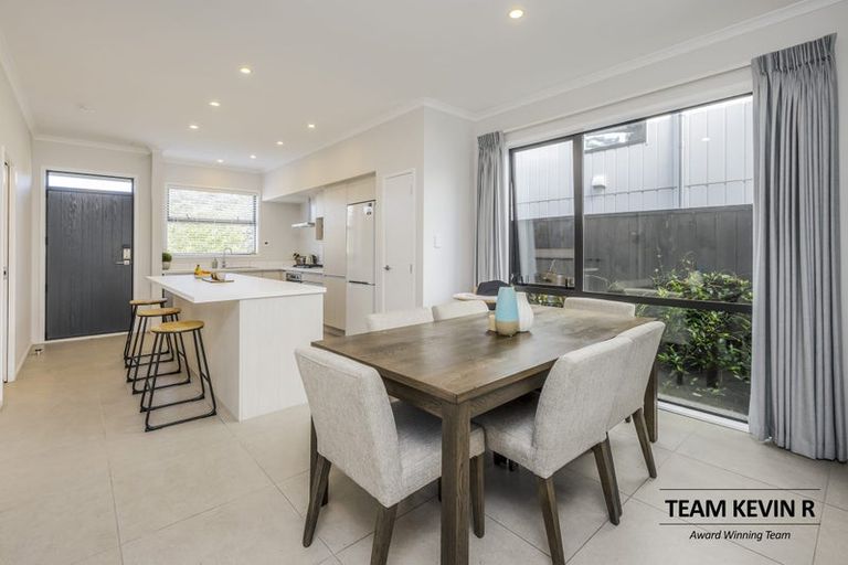 Photo of property in 6 Kapia Road, Westgate, Auckland, 0614