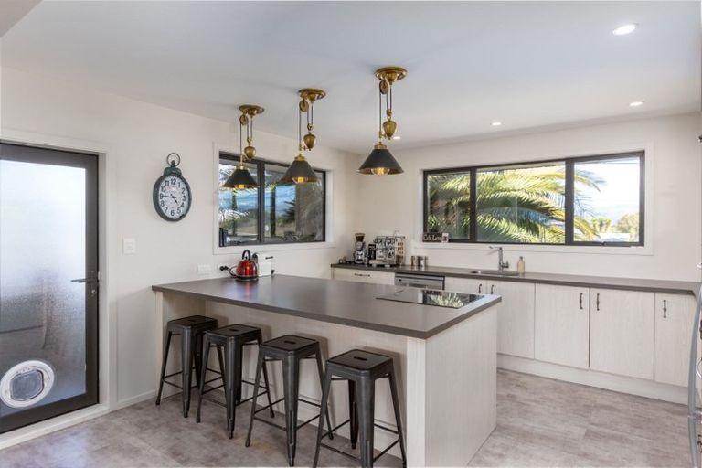 Photo of property in 22 Sandra Street, South New Brighton, Christchurch, 8062