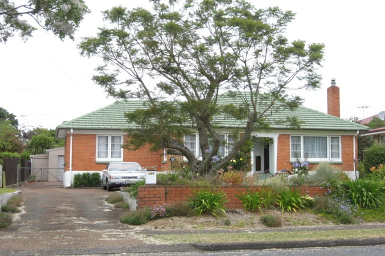 Photo of property in 169 Seddon Street, Pukekohe, 2120