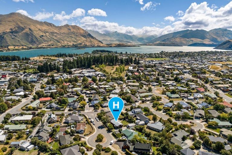 Photo of property in 3 Apollo Place, Wanaka, 9305