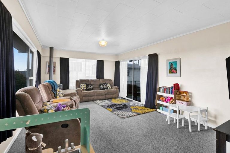 Photo of property in 22 Kingsford Street, Bell Block, New Plymouth, 4312