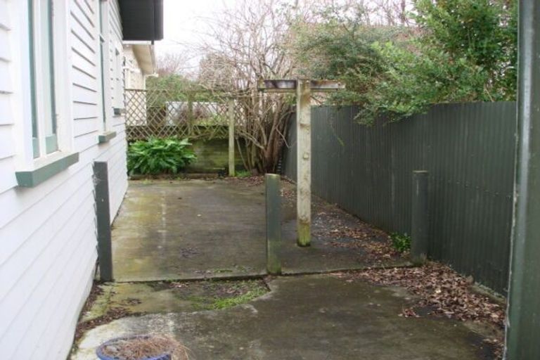 Photo of property in 42 Knowles Street, Terrace End, Palmerston North, 4410