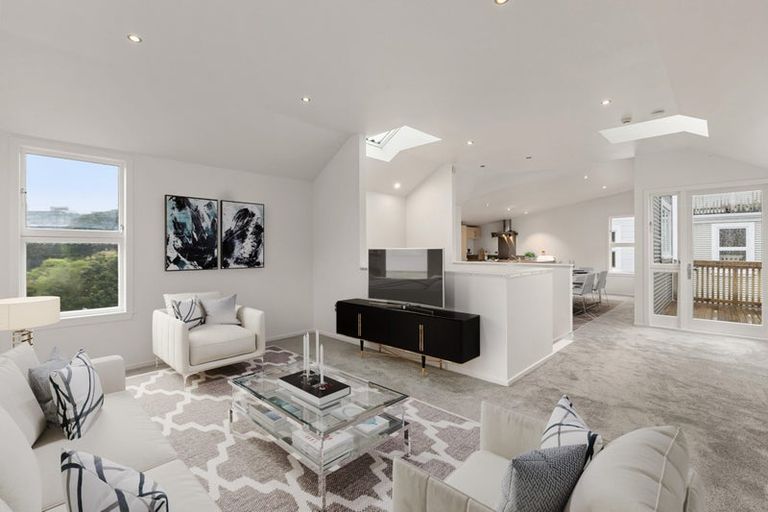 Photo of property in 20 Parliament Street, Thorndon, Wellington, 6011