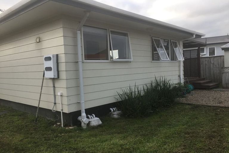 Photo of property in 14 Anthony Place, Pakuranga, Auckland, 2010