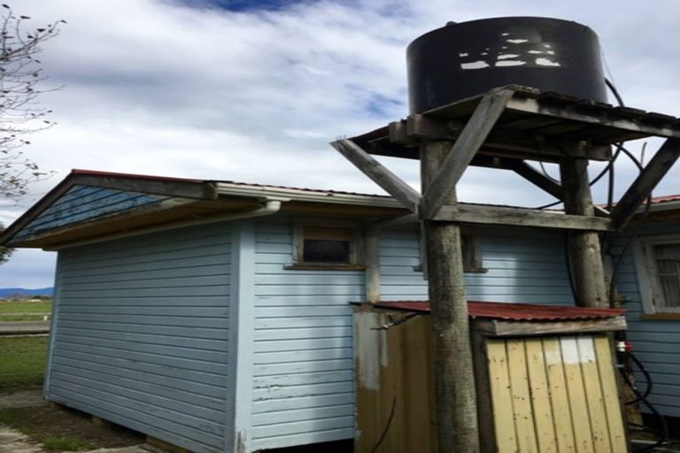 Photo of property in 2 Hunter Street, Karamea, 7893