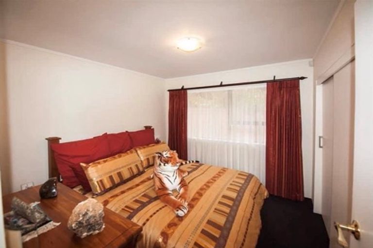 Photo of property in 15 Halswater Drive, Churton Park, Wellington, 6037