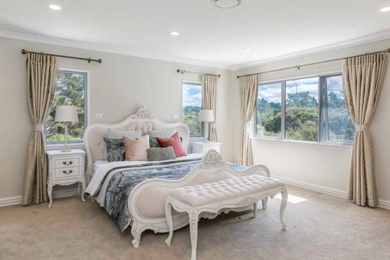 Photo of property in 47 Blacks Road, Greenhithe, Auckland, 0632