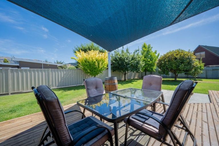 Photo of property in 60 Newcastle Street, Clyde, 9330