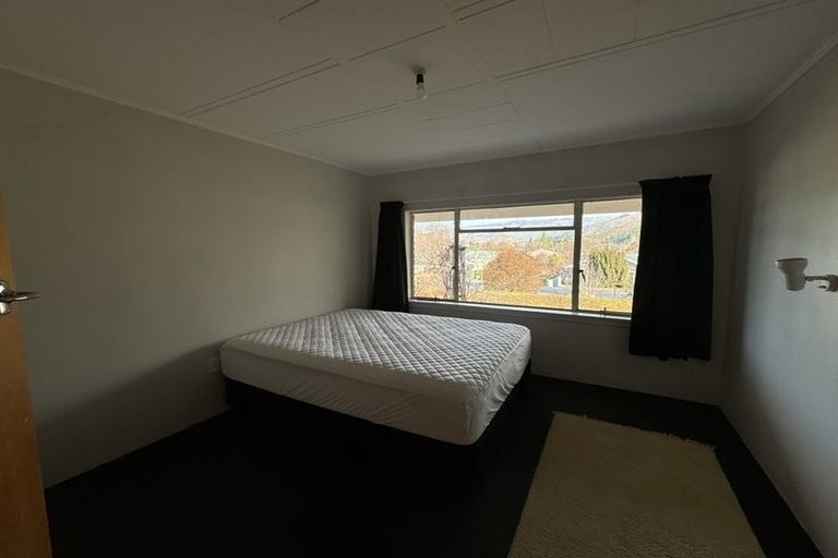 Photo of property in 35 Fache Street, Clyde, 9330