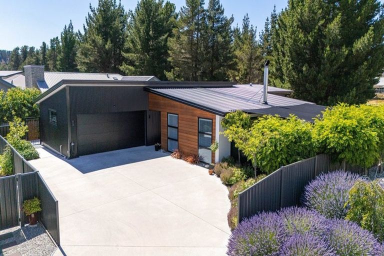 Photo of property in 12 Walker Place, Alexandra, 9320