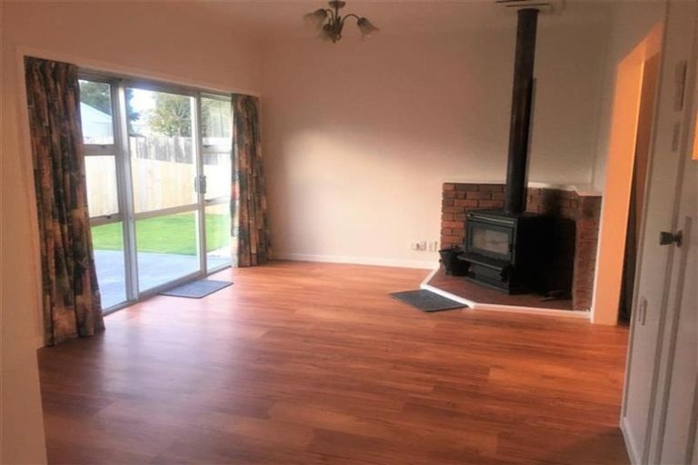 Photo of property in 16 Short Street, Richmond, Invercargill, 9810