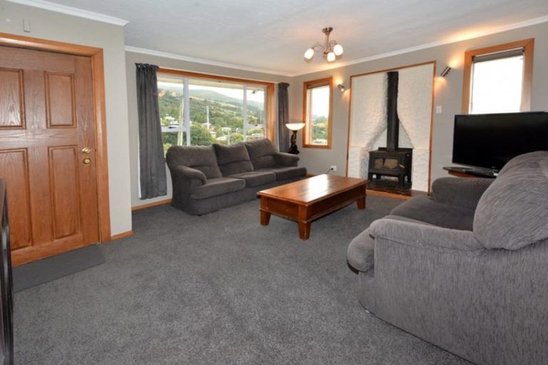 Photo of property in 100 Wakari Road, Helensburgh, Dunedin, 9010