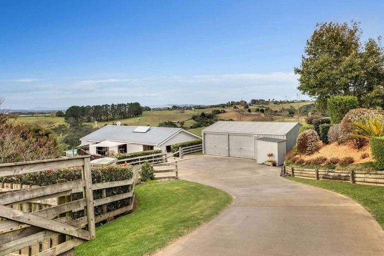 Photo of property in 140a Cooper Road, Pollok, Waiuku, 2684