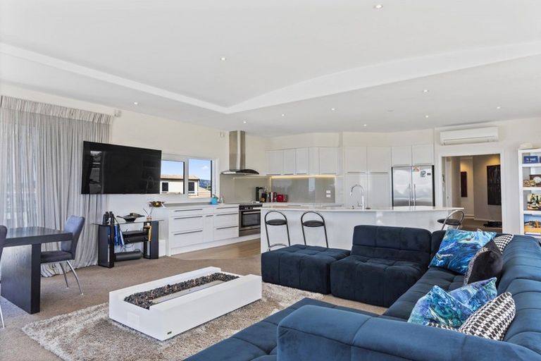 Photo of property in 3/19 Oceanbeach Road, Mount Maunganui, 3116