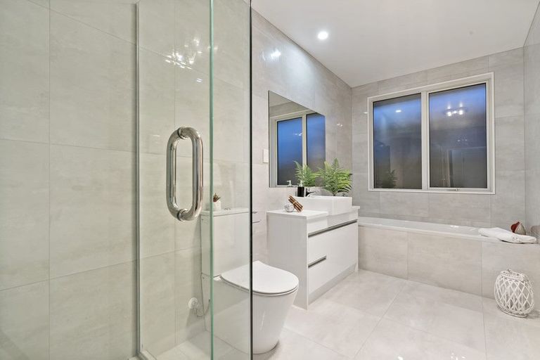 Photo of property in 61 Sapwood Crescent, Takanini, 2110