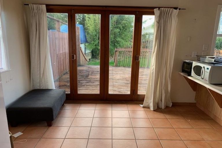 Photo of property in 5 Boys Place, Pakuranga Heights, Auckland, 2010