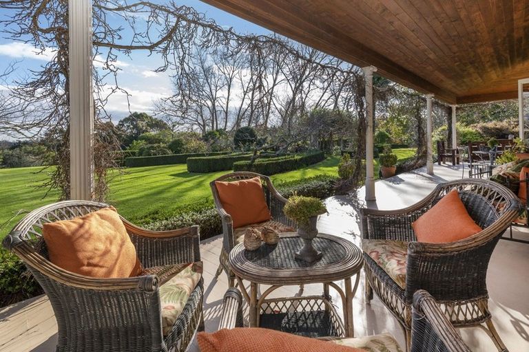 Photo of property in 346 Clifton Road, Whitford, Howick, 2571