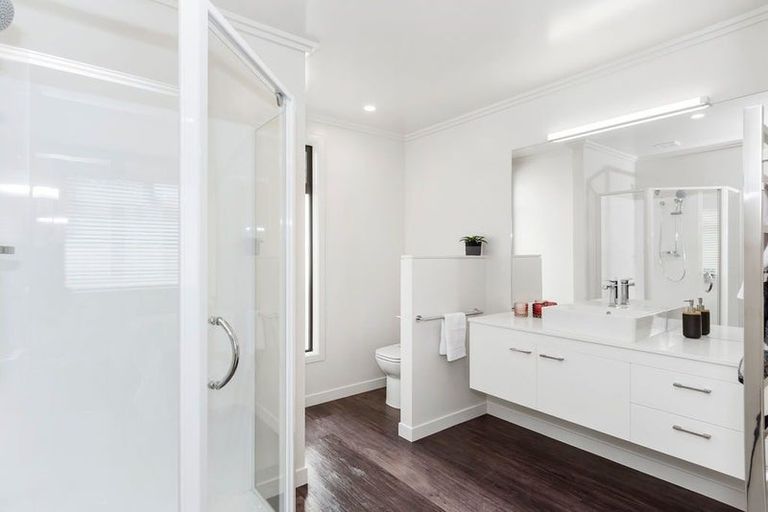 Photo of property in 101a Awataha Crescent, Pyes Pa, Tauranga, 3110