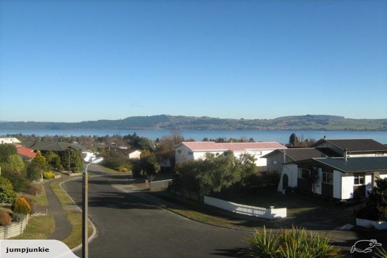 Photo of property in 11 Gladstone Grove, Richmond Heights, Taupo, 3330