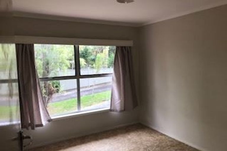 Photo of property in 1/9 Brian Avenue, Forrest Hill, Auckland, 0620