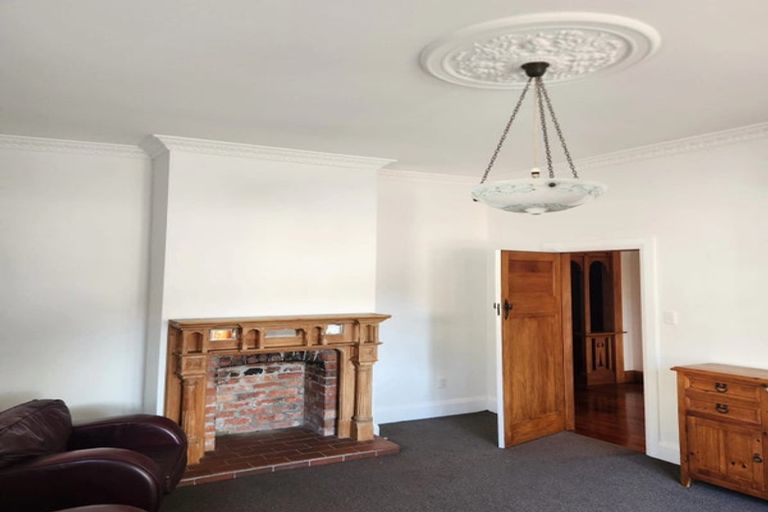 Photo of property in 1 Williams Grove, Melling, Lower Hutt, 5010