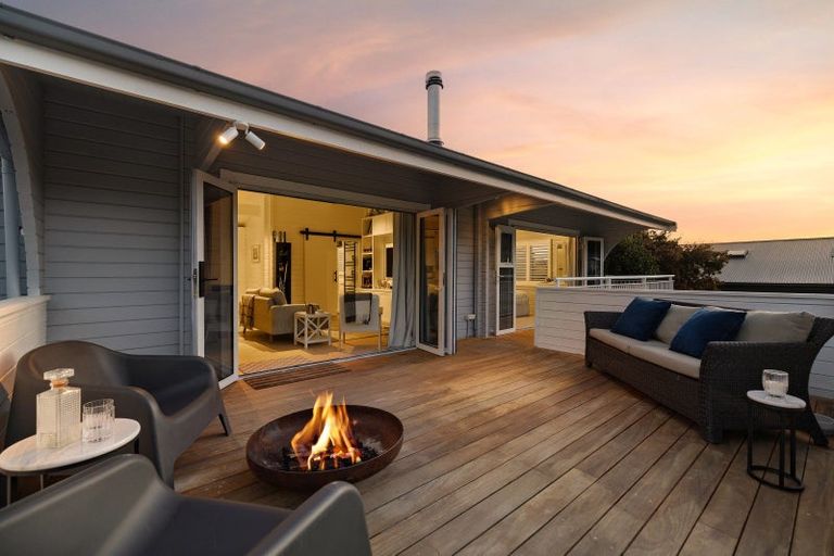 Photo of property in 13 Argyle Place, Arrowtown, 9302