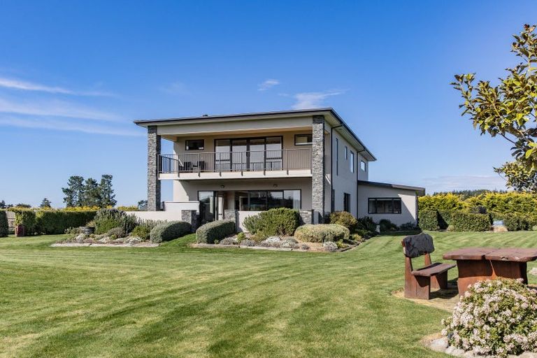 Photo of property in 1 Hayfield Terrace, Cust, Rangiora, 7471