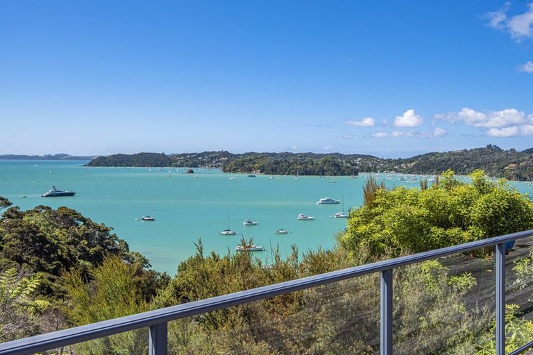 Photo of property in 8 Kaha Place, Russell, 0272