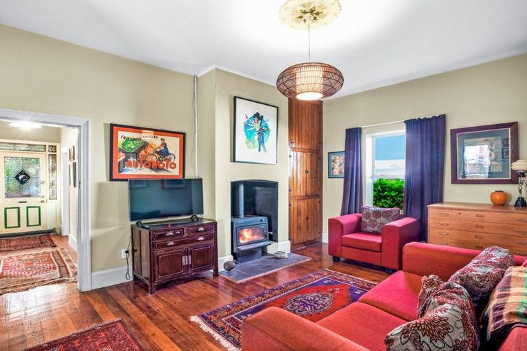 Photo of property in 66 Laurence Street, Waltham, Christchurch, 8011