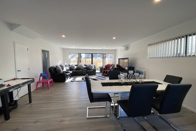 Photo of property in 182 Walters Road, Takanini, 2110