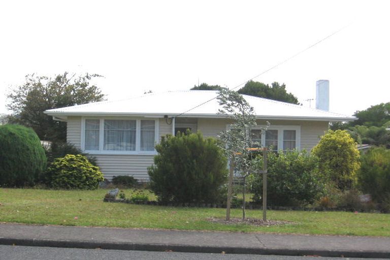 Photo of property in 25 Barbary Avenue, Kelston, Auckland, 0602