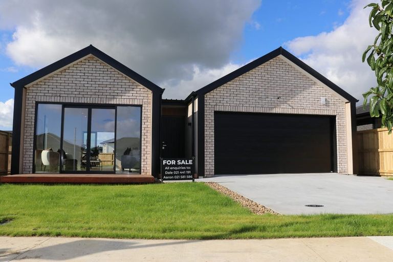 Photo of property in 19 Arahi Road, Clevedon, 2582