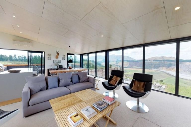 Photo of property in 594 Blackford Road, Mount Hutt, Rakaia, 7782