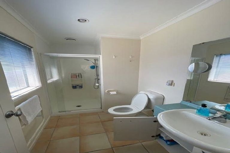 Photo of property in 20 Rush Creek Drive, Westgate, Auckland, 0614