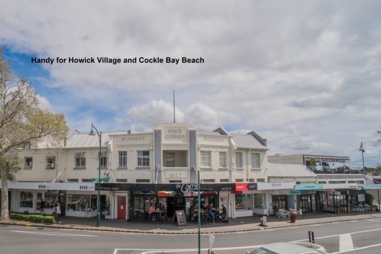 Photo of property in 7 Trelawn Place, Cockle Bay, Auckland, 2014