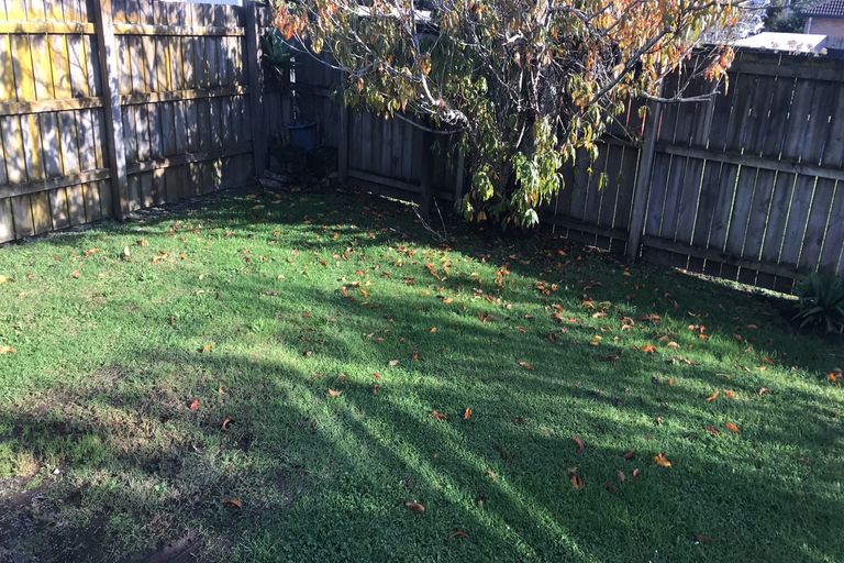 Photo of property in 14 Fields Road, Manurewa, Auckland, 2102