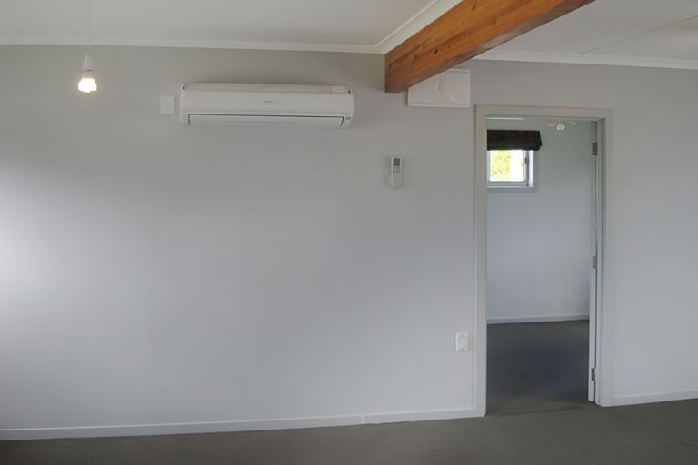 Photo of property in 18 Hunter Crescent, Twizel, 7901