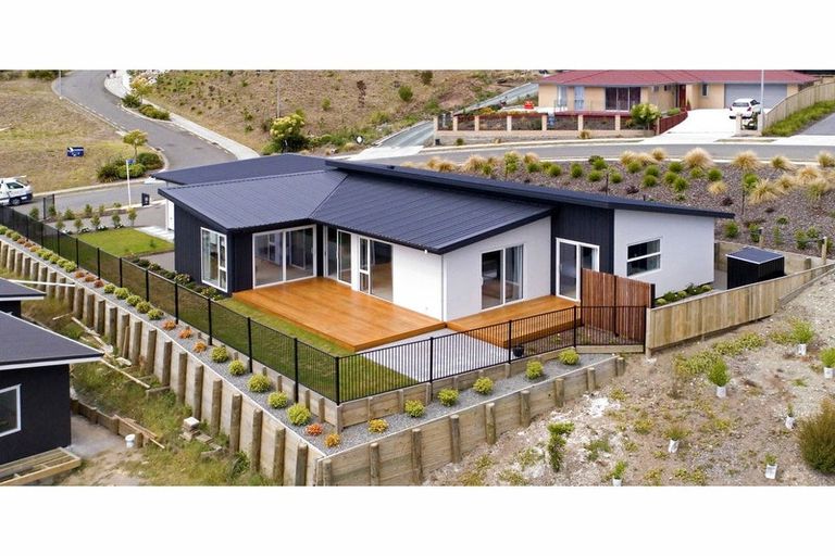 Photo of property in 18 Vista Drive, Bishopdale, Nelson, 7011