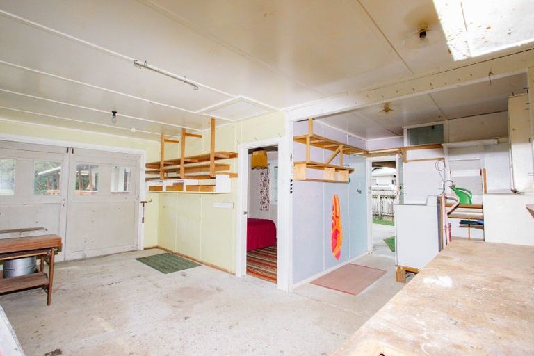 Photo of property in 35 West Crescent, Te Puru, Thames, 3575