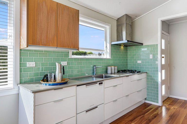 Photo of property in 49 English Street, St Andrews, Hamilton, 3200