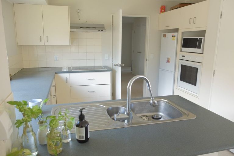 Photo of property in 1/718 Chapel Road, Dannemora, Auckland, 2016