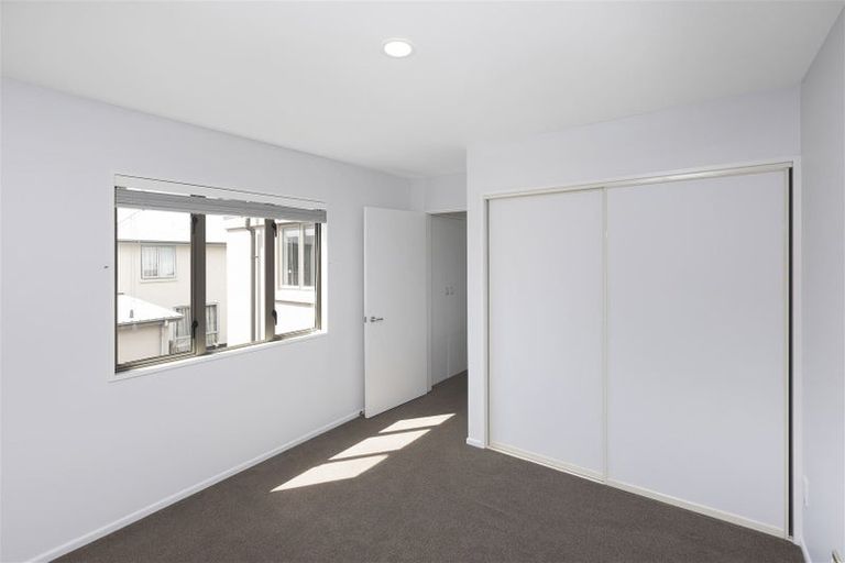 Photo of property in 2/74 Canon Street, St Albans, Christchurch, 8014