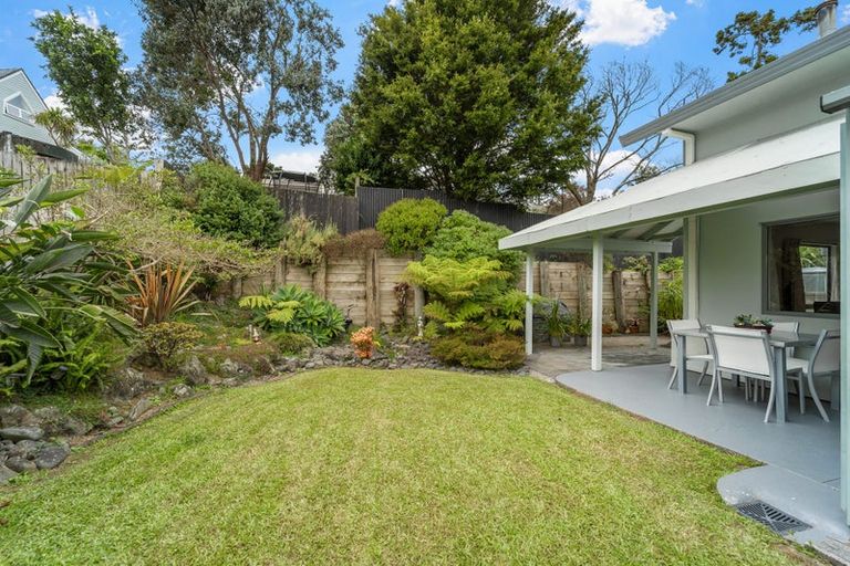 Photo of property in 69 Donald Street, Stanmore Bay, Whangaparaoa, 0932