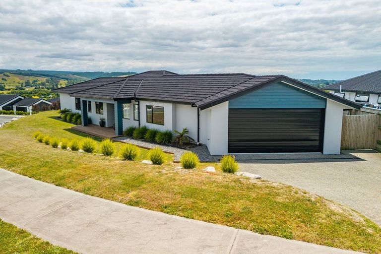 Photo of property in 50 Katania Heights, Brightwater, 7022