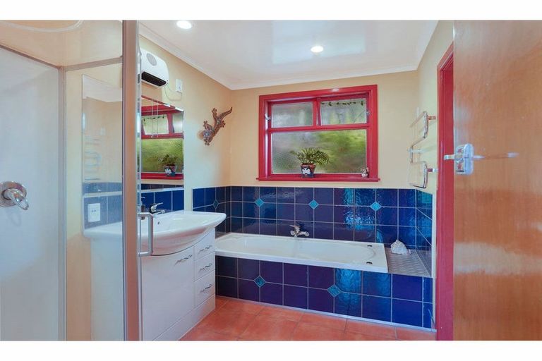 Photo of property in 51 Stanbury Avenue, Somerfield, Christchurch, 8024